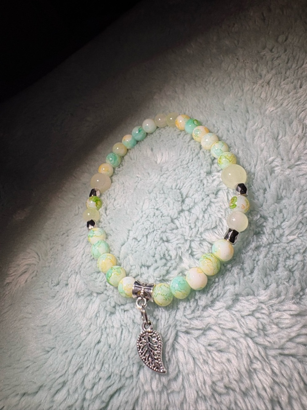 Leaf Charm Beaded Bracelet in Mint Green & Pale Yellow - Picture 2 of 2